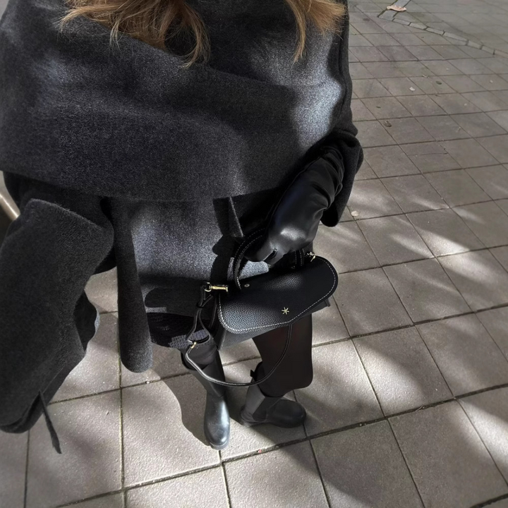 Emma Poncho Femme – Asymétrique en Laine, Élégant & Idéal pour la Chaleur Hivernale