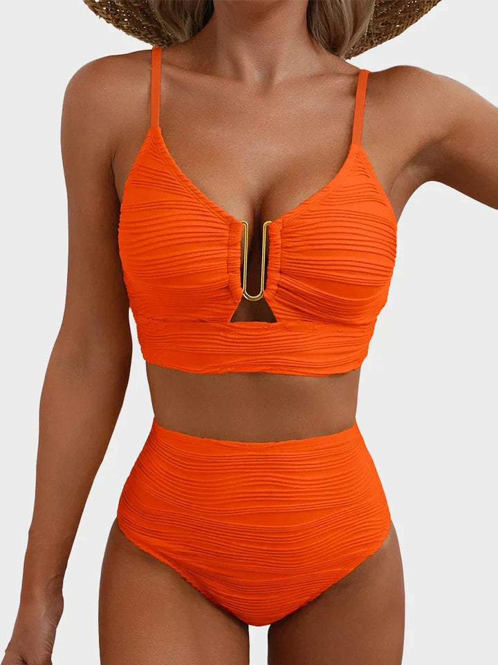SET DI BIKINI A 2 PEZZI CON TAGLIO A U