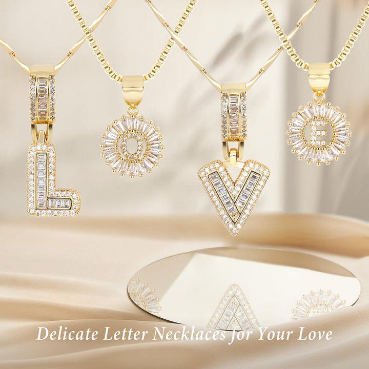 AISHA™ - Elegante Collana con Pendenti a Lettera Iniziale in 2 Pezzi