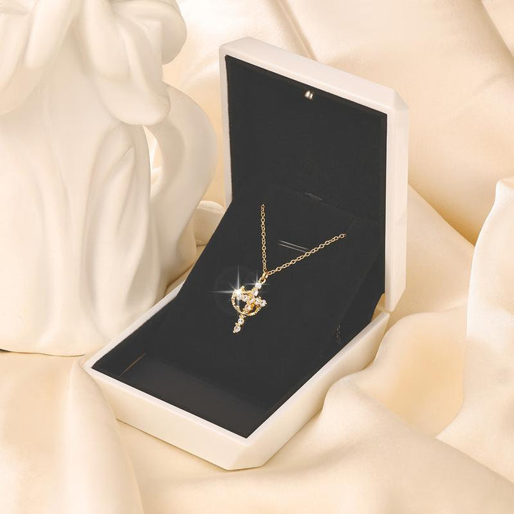 CLARISSE™ – Collana Classica Croce & Corona