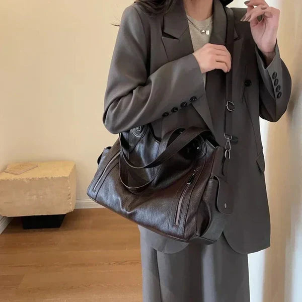 NOEMIE™ - Borsa a Spalla in Pelle Classica