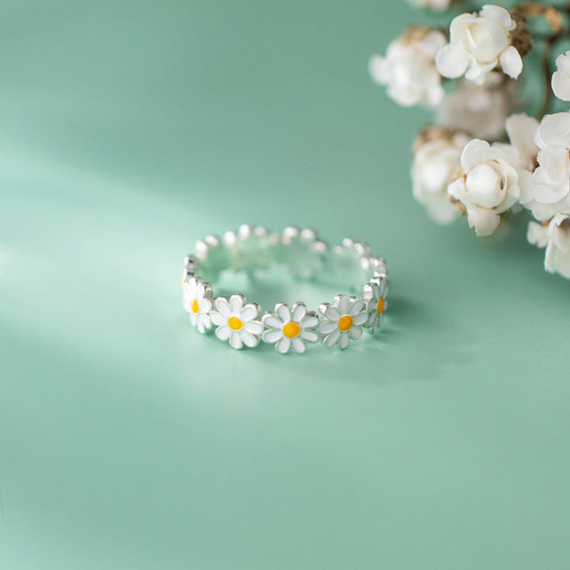 MAISY™ – Anello Margherita Fiorita