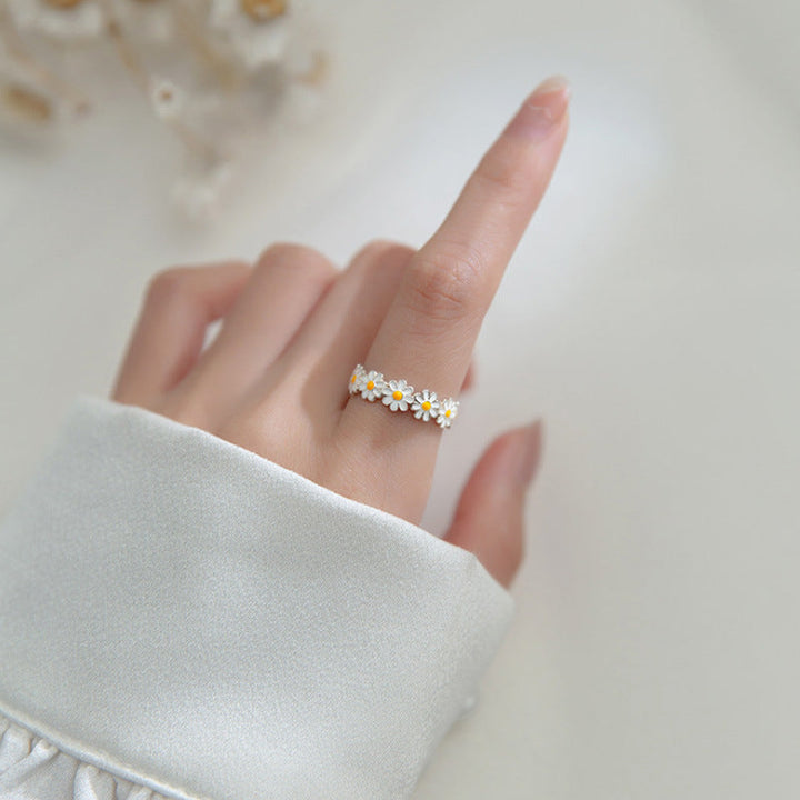 MAISY™ – Anello Margherita Fiorita