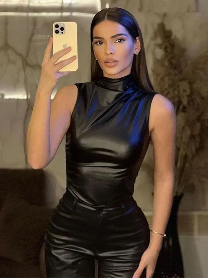 SERAN™ | Top in Faux Leather Elegante