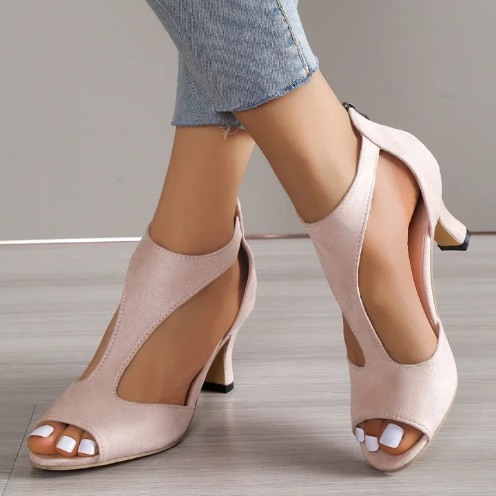 ALANA™ – Tacchi Eleganti con Apertura Laterale