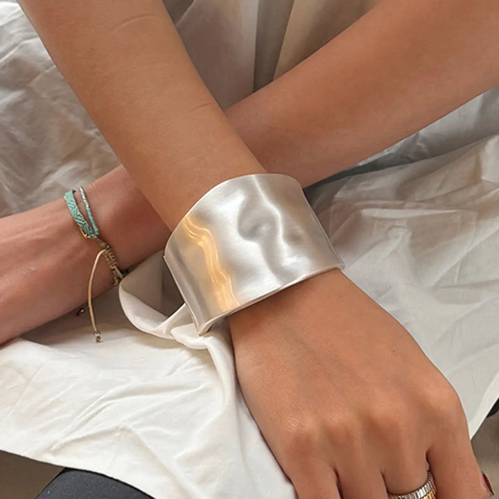 RAYNA™ – Bracciale Asimmetrico Chic