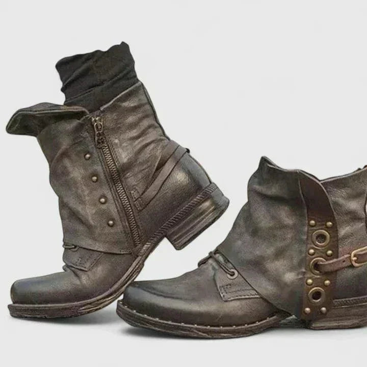 ROSELLE – BOOTS RIVETTATI
