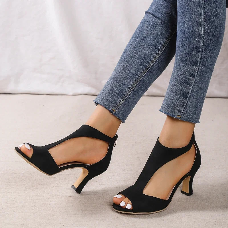 ALANA™ – Tacchi Eleganti con Apertura Laterale