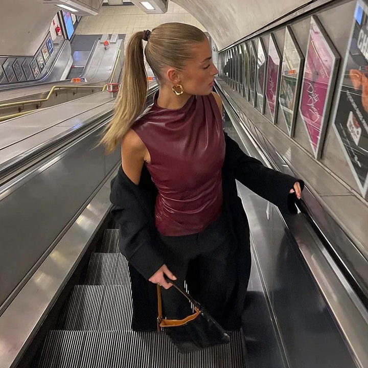 SERAN™ | Top in Faux Leather Elegante