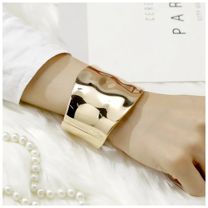 RAYNA™ – Bracciale Asimmetrico Chic