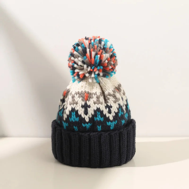 TAMARA™– Berretto Pom a Fiocco di Neve Accogliente