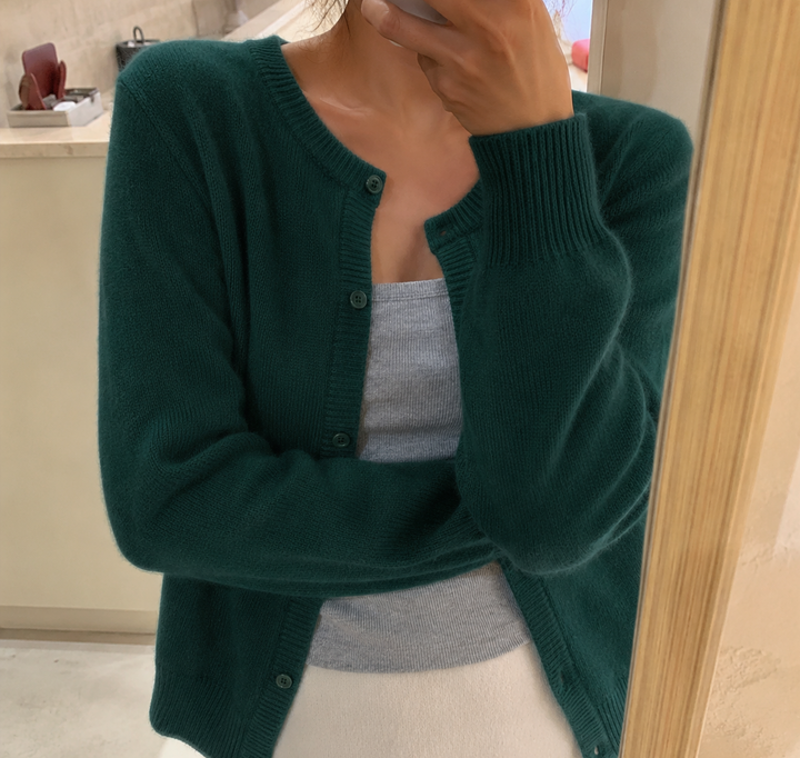 Carmela | Cardigan in Maglia con Collo Rotondo e Bottoni