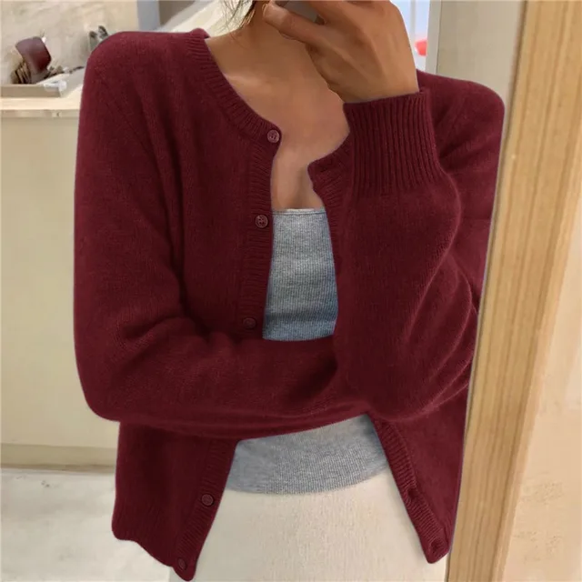 Carmela | Cardigan in Maglia con Collo Rotondo e Bottoni