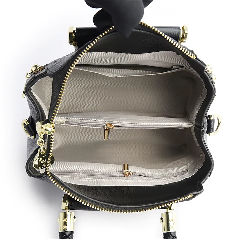 Adriana | Borsa Luxury in Ecopelle con Manico Intrecciato